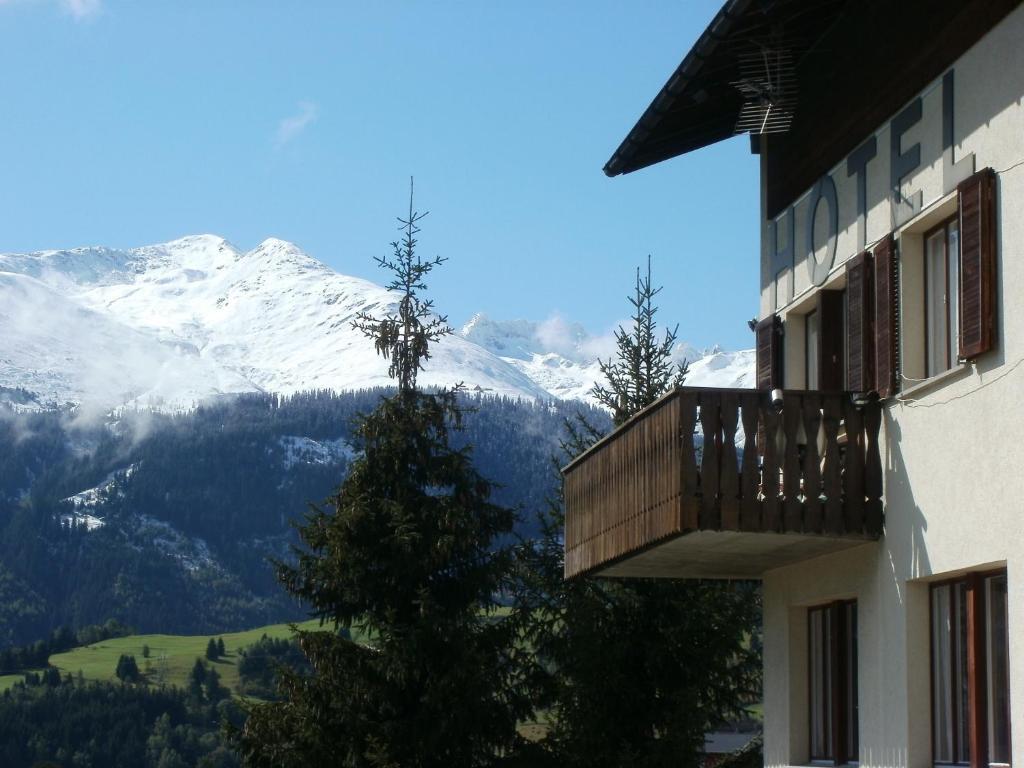 Hotel Pez Ault Disentis Eksteriør billede