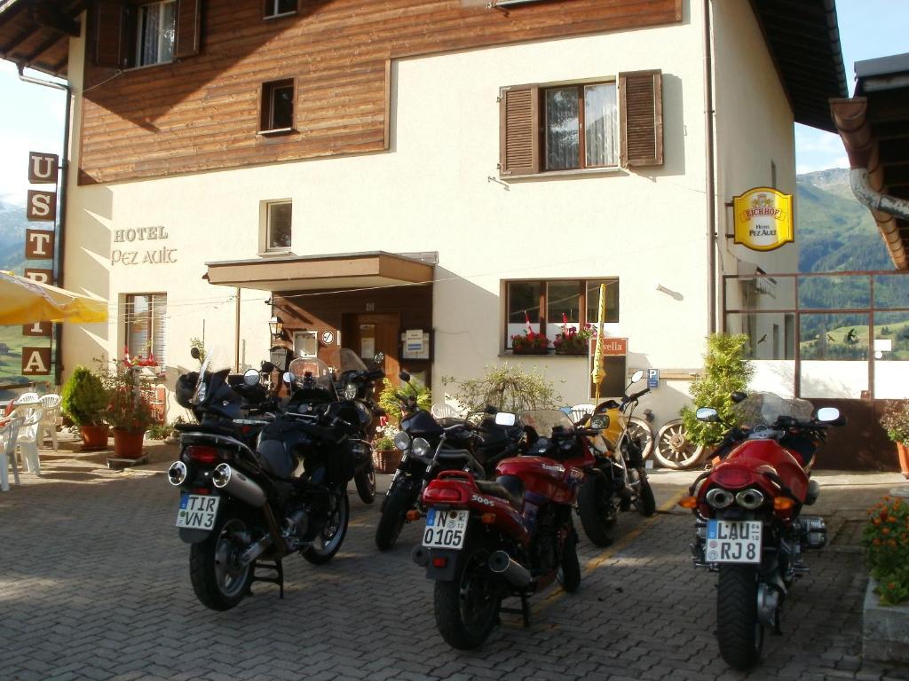 Hotel Pez Ault Disentis Eksteriør billede