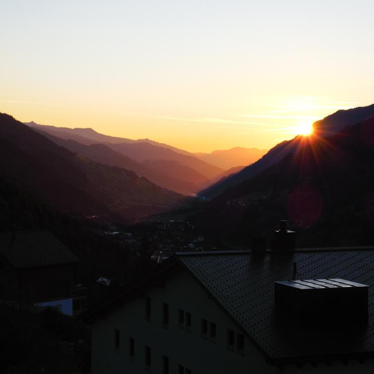 Hotel Pez Ault Disentis Eksteriør billede